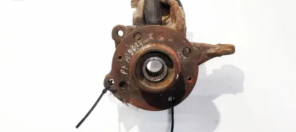 Citroen C3 Picasso Front wheel hub