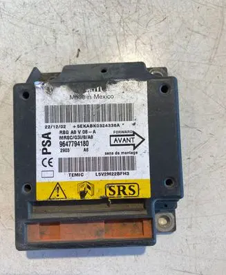 Renault Scenic II - Grand scenic II Airbag control unit/module 9647794180 L5V2M22BFH3