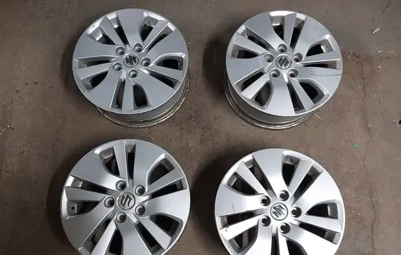 Suzuki SX4 S-Cross R16 alloy rim 