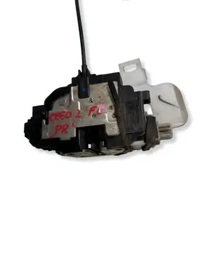 KIA Ceed Front door lock 32113
