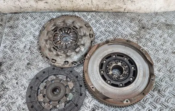 Lexus IS 220D-250-350 Clutch set kit 312500W070 F3714