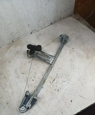 Opel Zafira B Rear door manual window regulator 13132228