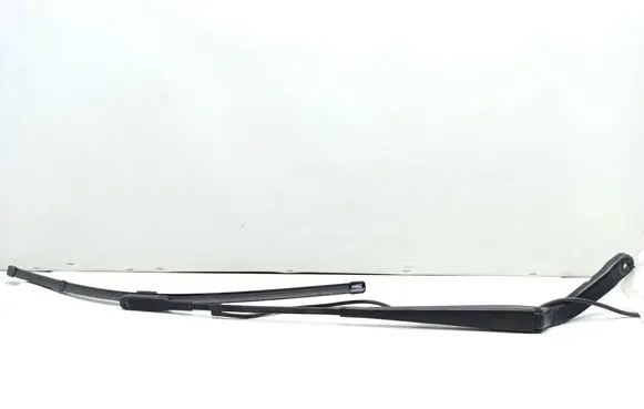 Mercedes-Benz Sprinter W906 Front wiper blade arm A0018206144