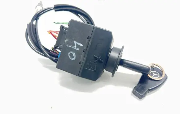 Mercedes-Benz C W203 Ignition lock 2095451908