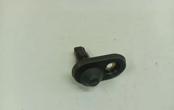 Toyota Avensis T250 Front door sensor