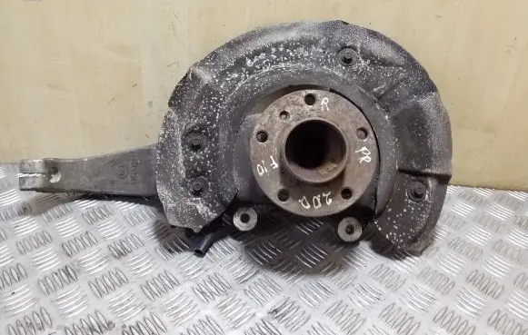 BMW 5 F10 F11 Front wheel hub