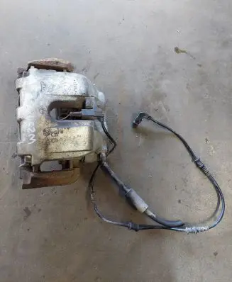 Mercedes-Benz R W251 Front brake caliper