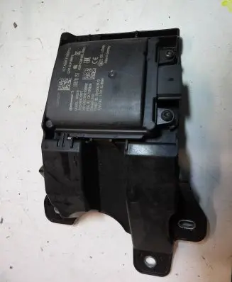 Renault Clio V Blind spot module 284E76125R 2015DJ1610 002193270008E