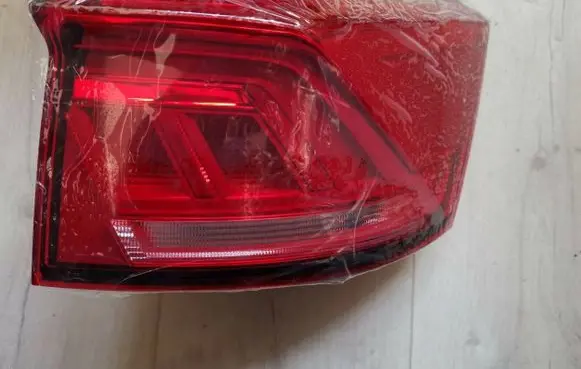 Volkswagen T-Roc Rear/tail lights 2GC945096B