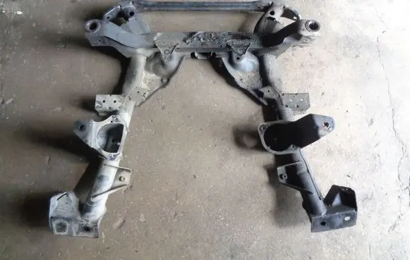 BMW X3 E83 Front subframe 30571050