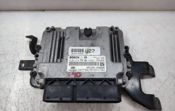Hyundai i40 Engine control unit/module 391252A209 391202A209 0281018492