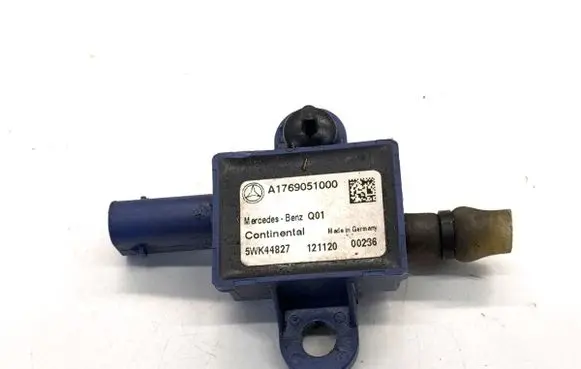 Mercedes-Benz A W176 Airbag deployment crash/impact sensor A1769051000