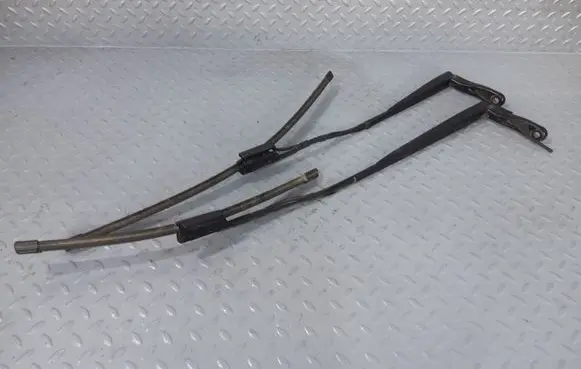 Peugeot Partner III Front wiper blade arm 9839408980 9839409380