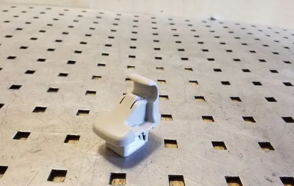 Sun visor clip/hook/bracket