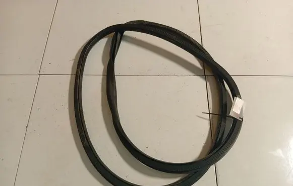 Opel Insignia A Rubber seal front coupe door