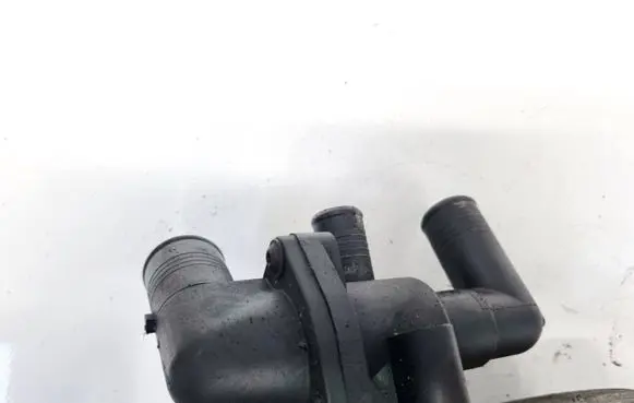 Ford Transit Engine coolant pipe/hose 6C1Q8A586AC 6C1Q-8A586-AC