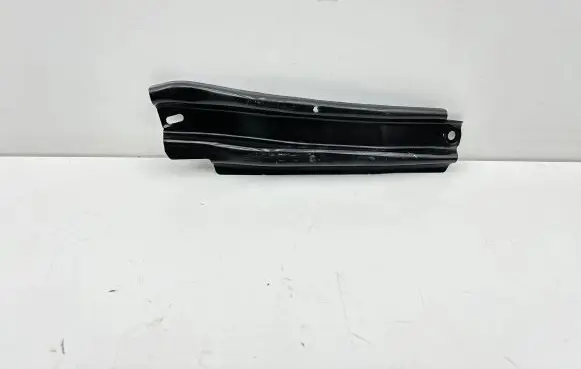 Audi Q5 SQ5 Radiator mount bracket 80A805527