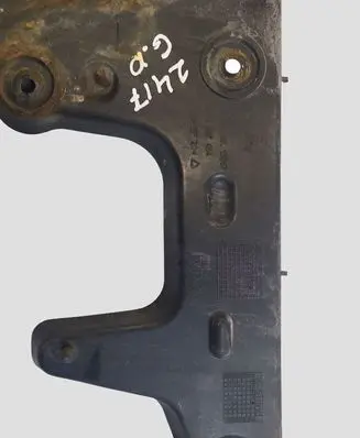 Audi A6 S6 C6 4F Rear bumper mounting bracket 4F9807454