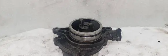 Vacuum pump