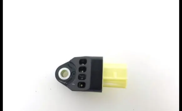 Toyota RAV 4 (XA30) Airbag deployment crash/impact sensor 8983133020