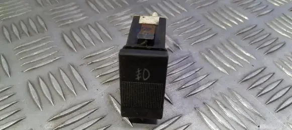 Fog light switch