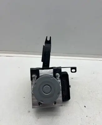 Mercedes-Benz EQA ABS Pump A2439008700 A2439013600 A1774303300