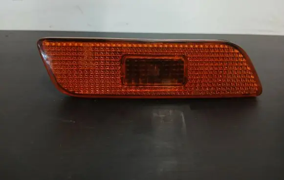 Volvo S80 Front indicator light J25129B