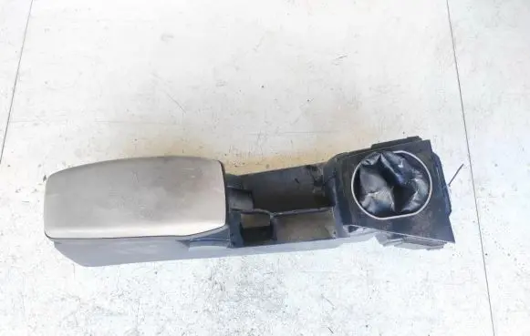 Ford Mondeo Mk III Armrest 97aga048a42abw