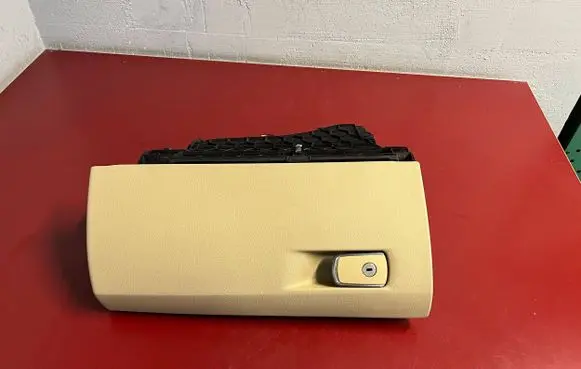 BMW 3 F30 F35 F31 Glove box set 9228283 5116928283