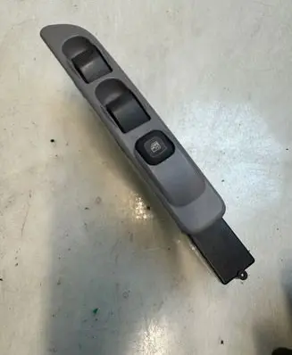 Mitsubishi Canter Quarter vent window switch MK387780