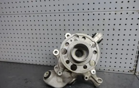 Mercedes-Benz C W206 Stub axle A2063570100
