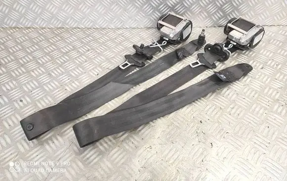 Ford C-MAX II Front seatbelt AM51-R61294-ACW AM51-R61295-ACW