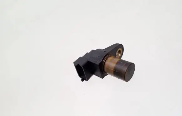 Mercedes-Benz S W220 Camshaft position sensor A0031539728