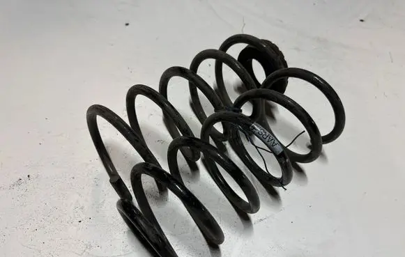 Opel Corsa E Rear coil spring