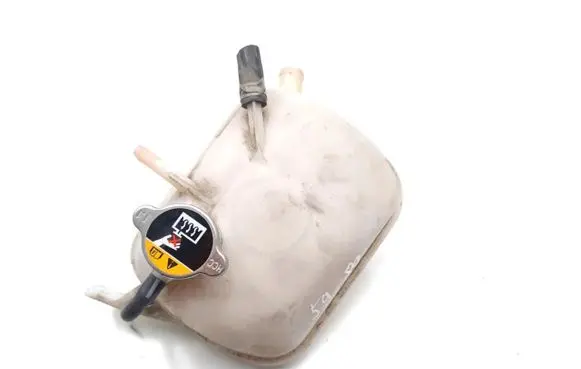 Coolant expansion tank/reservoir
