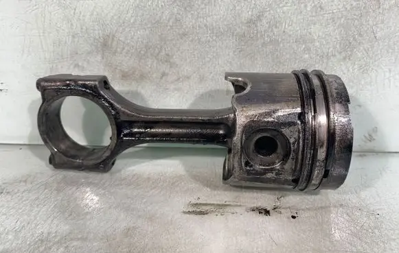 Opel Movano A Piston with connecting rod G9UA650