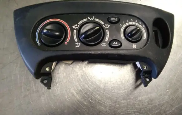Renault Scenic I Climate control unit 6583224B