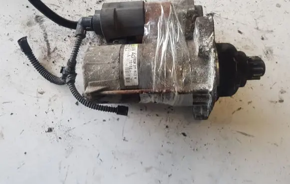 Volkswagen Touran I Starter motor 02M91023N
