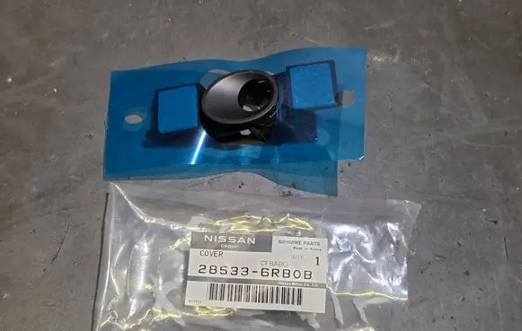 Nissan X-Trail T33 Rear parking sensor holder (PDC) 285336RB0B