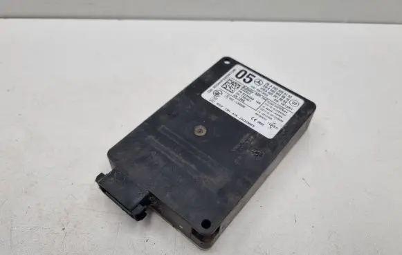 Mercedes-Benz E W212 Distronic sensor radar A0009055103 A0009019002 A0009028816