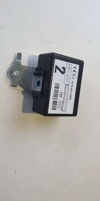 Toyota Yaris Door central lock control unit/module 