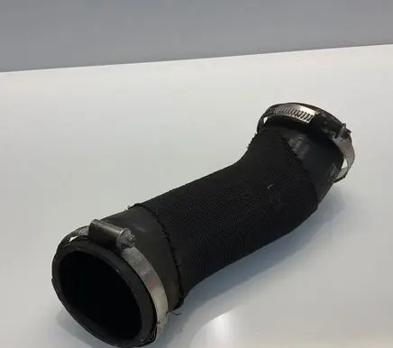 Porsche Macan (95B) Intercooler hose/pipe 95B148993G