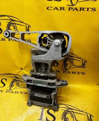 Land Rover Evoque II Engine mount vacuum valve K8D26P096AA