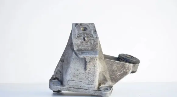 Audi A6 S6 C4 4A Gearbox mounting bracket 4A0399114F