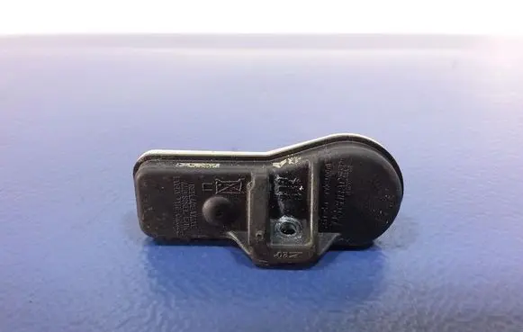 Peugeot 3008 I Tire pressure sensor 