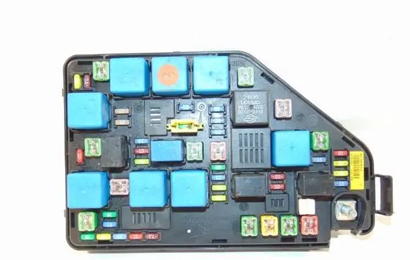 SsangYong Korando Fuse module 8297034021