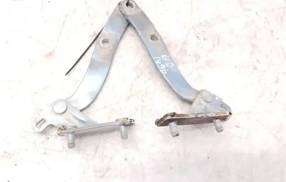 Honda FR-V Tailgate/trunk/boot hinge B531M