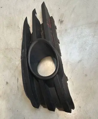 Opel Vectra C Front bumper lower grill 551004542 9060000012