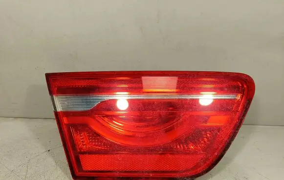 Jaguar XE Tailgate rear/tail lights 19733902