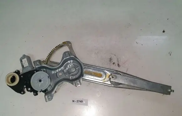Toyota Avensis T270 Front door window regulator motor 8570102010 977556106 8571005050C